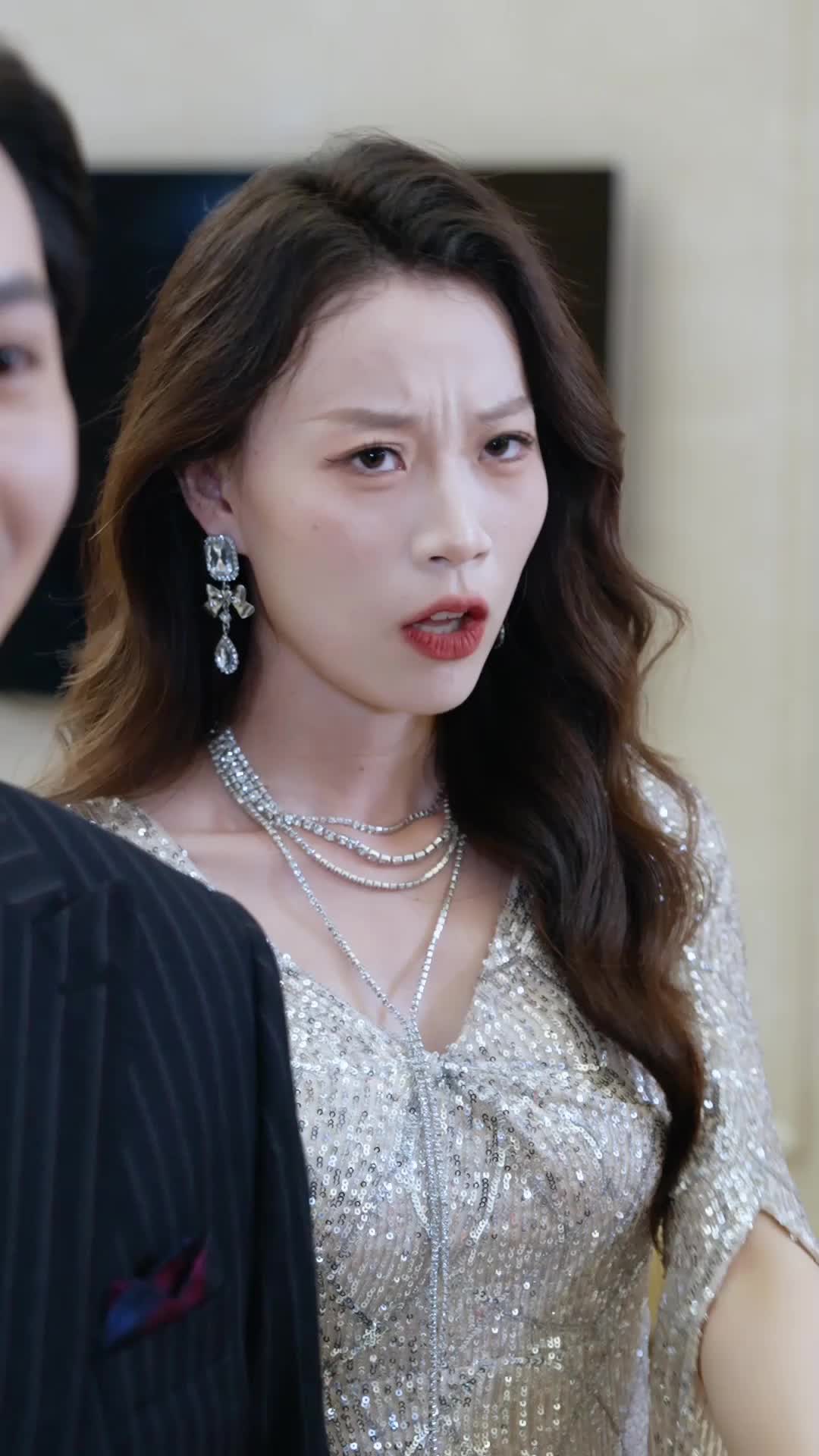 Episode 8 - Frosty CEO, Sizzling Baby Bump Romance